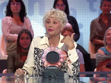 ¿Qué tienen que ver Cher y Enrique Iglesias? Esther Arroyo siembra la duda en Pasapalabra ¿Qué tienen que ver Cher y Enrique Iglesias? Esther Arroyo siembra la duda en Pasapalabra