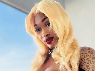 Lola Doll influencer Lola Doll influencer