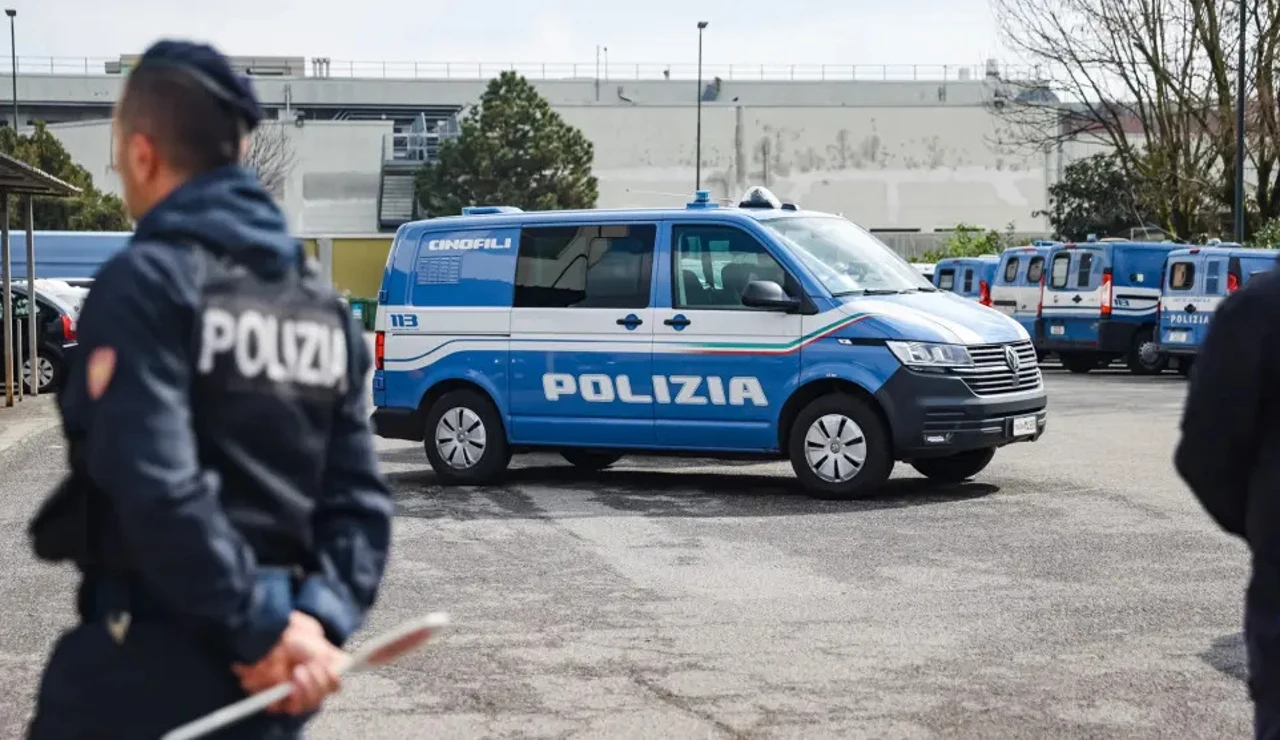 Imagen de archivo de una patrulla de policía italiana