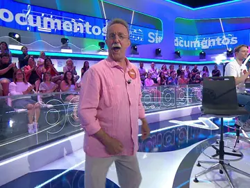 Santi Rodríguez, ‘Sin documentos’ pero con pleno en La Pista: “Te he visto fino de cadera” Santi Rodríguez, ‘Sin documentos’ pero con pleno en La Pista: “Te he visto fino de cadera”