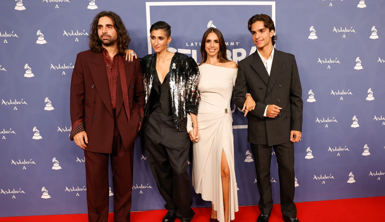 Elena y Guillermo Furiase, Alba Flores y Pedro Lagaza unidos en los Latin Grammy