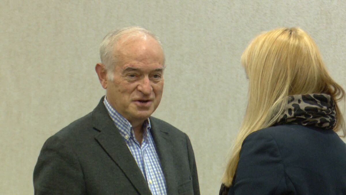 Jueces de Instrucción de Madrid apoyan a Peinado: 