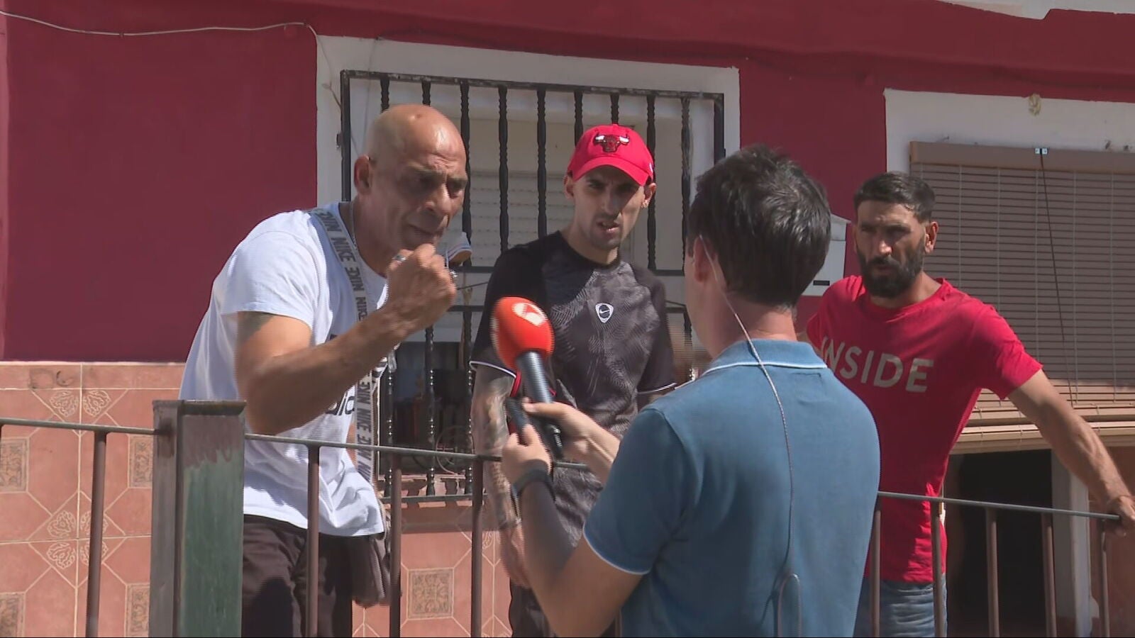 La indignación de una familia por una presunta agresión policial: 