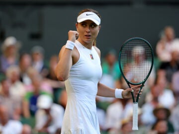 Paula Badosa, en su partido ante Katie Boulte en Wimbledon 2025
