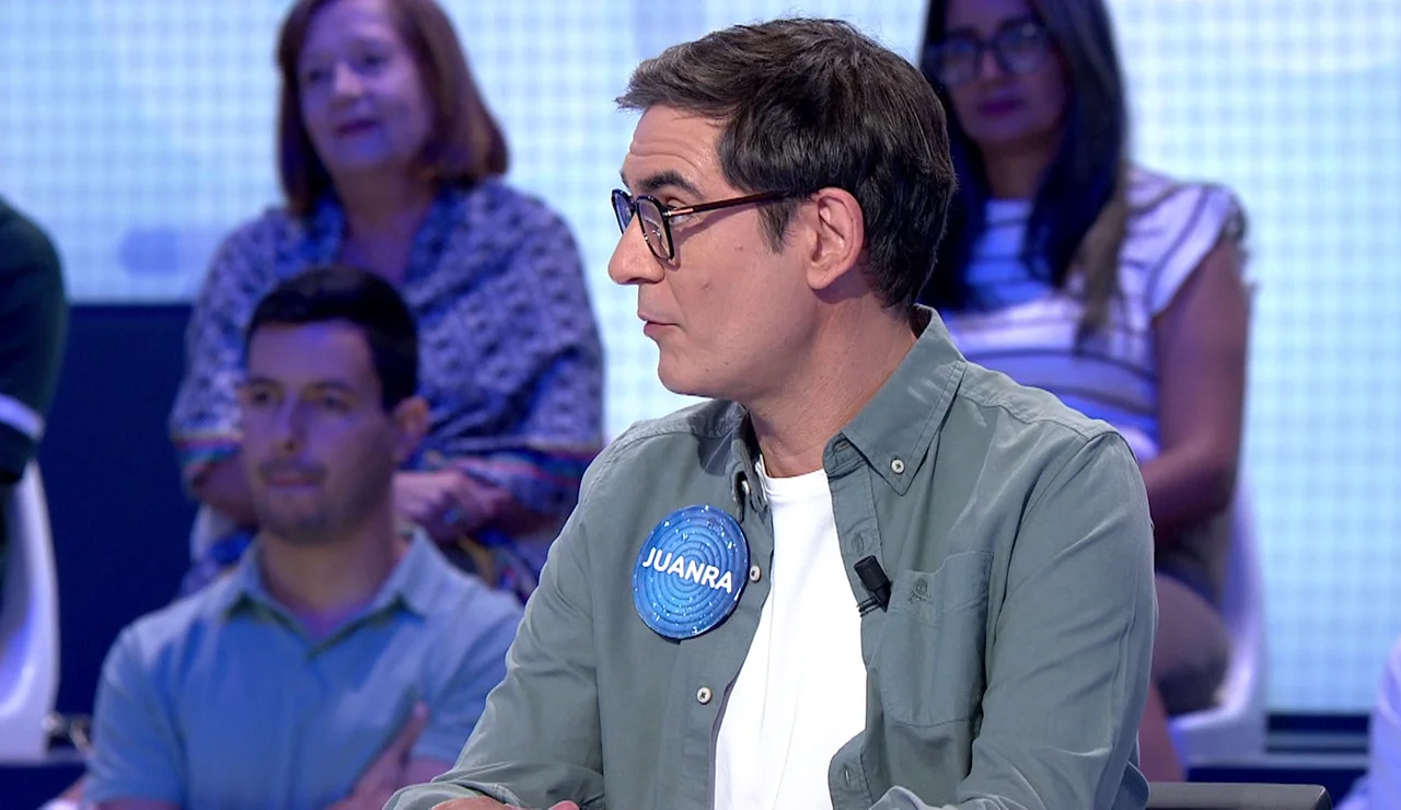 La gamberrada de Juanra Bonet en Pasapalabra: “¿Puedes estarte quieto durante diez segundos?”