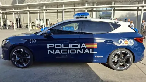 Imagen de archivo de un coche de la Policía Nacional Imagen de archivo de un coche de la Policía Nacional