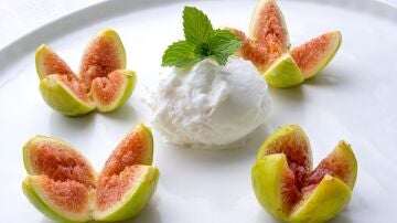 Arguiñano triunfa con uno de sus postres rápidos y originales: higos con helado