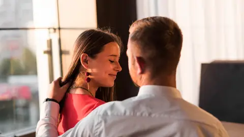 Pareja en el trabajo Pareja en el trabajo