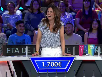 Todo que ganar: el Bote alegra la visita de Teresa a La ruleta de la suerte Todo que ganar: el Bote alegra la visita de Teresa a La ruleta de la suerte