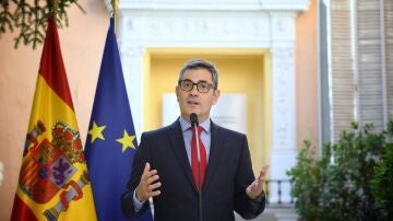 Bolaños dice que tienen que seguir hablando con Junts para acordar PGE tras la reunión Zapatero-Puigdemont