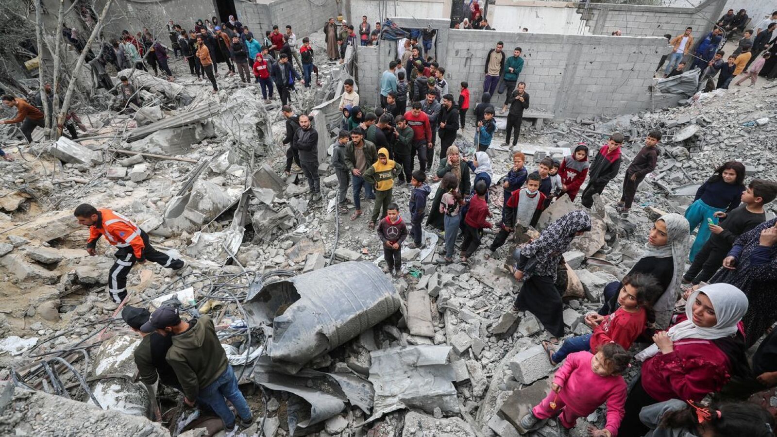Las masacres se multiplican en la capital de la franja de Gaza y medio millón de personas no tienen adónde ir