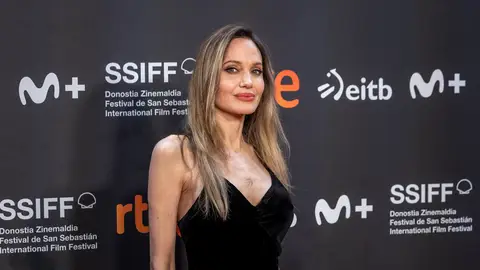 Angelina Jolie Angelina Jolie