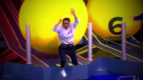 Del instinto de protección de Nacho al susto de Laura: todas las caídas del cuarto programa de Juego de pelotas Del instinto de protección de Nacho al susto de Laura: todas las caídas del cuarto programa de Juego de pelotas