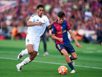 Bellingham y Pedri en El Clásico