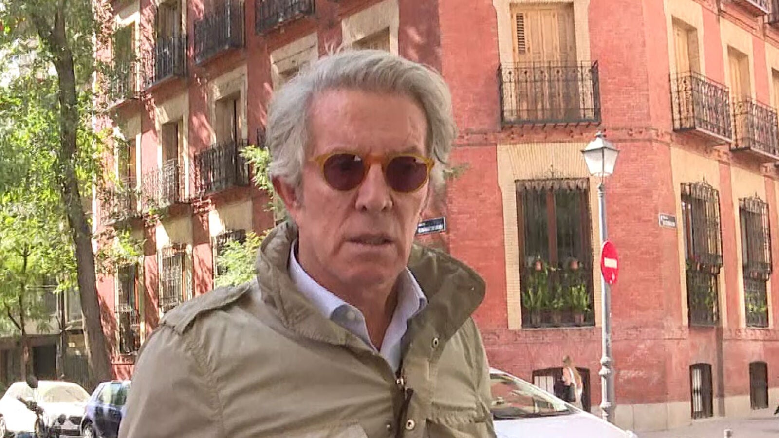 Alfonso Díez, viudo de la duquesa de Alba, confirma su asistencia a la boda de Cayetano Martínez de Irujo