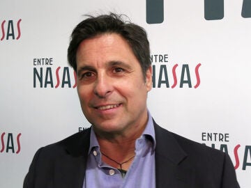 Fran Rivera atendiendo a la prensa