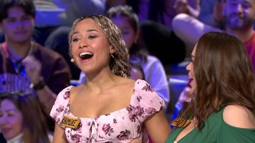 Perla, talent de La Voz 2025, en La ruleta de la suerte