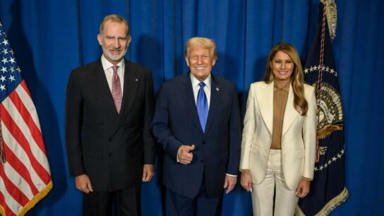 Imagen de Trump y Felipe VI.