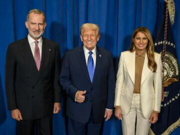 Imagen de Trump y Felipe VI.