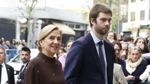 La Infanta Cristina y su primogénito Juan Urdangarin La Infanta Cristina y su primogénito Juan Urdangarin