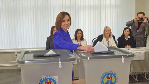 Maia Sadun votando Maia Sadun votando