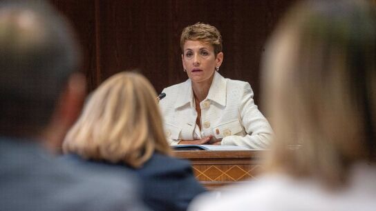 Chivite pidi&oacute; a Santos Cerd&aacute;n que le acompa&ntilde;ara a algunas reuniones en ministerios, pero niega hablar sobre Belate