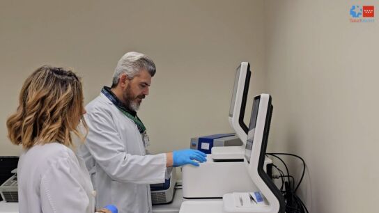 Los investigadores del Hospital 12 de Octubre Ricardo Giargini y Berta Segura