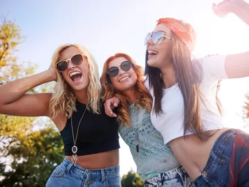 Tres amigas Tres amigas