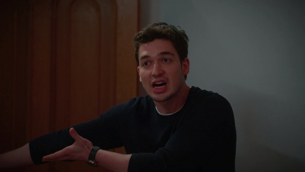 la cruel acusación de Uras a su madre que lo hace estallar todo la cruel acusación de Uras a su madre que lo hace estallar todo