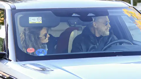 Telma Ortiz y Robert Gavin en el coche Telma Ortiz y Robert Gavin en el coche
