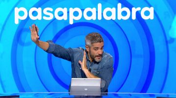 El increíble fallo de Ana Ruiz con ‘Las babys’ de Aitana: ¡y culpa a Roberto Leal!