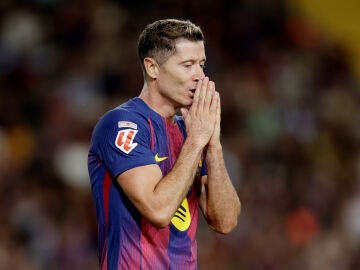 Lewandowski en un partido con el Barça