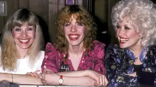 Dolly Parton junto a sus hermanas Dolly Parton junto a sus hermanas