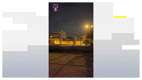 El cumpleaños eterno en un colegio de Javalí Viejo, Murcia, que quitó el sueño a los vecinos: tuvieron que intervenir los bomberos Antena3 Noticias