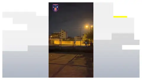 El cumpleaños eterno en un colegio de Javalí Viejo, Murcia, que quitó el sueño a los vecinos: tuvieron que intervenir los bomberos Antena3 Noticias