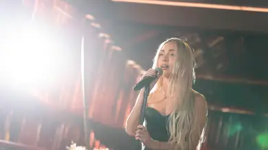 ¡Magnética! Ana Mena interpreta por primera vez en directo su nuevo tema 'Lárgate' ¡Magnética! Ana Mena interpreta por primera vez en directo su nuevo tema 'Lárgate'