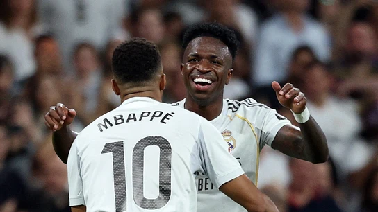 Mbappé y Vinícius celebra un gol con el Real Madrid Mbappé y Vinícius celebra un gol con el Real Madrid