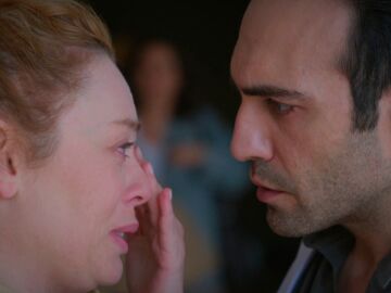 Evren rompe su coraza para consolar a Bahar en su peor momento