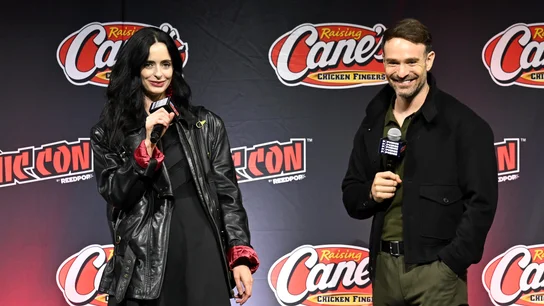 Charlie Cox y Krysten Ritter en la Comic Con de NY Charlie Cox y Krysten Ritter en la Comic Con de NY