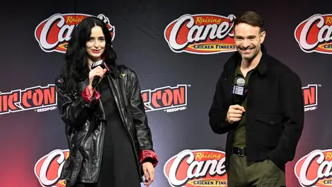 Charlie Cox y Krysten Ritter en la Comic Con de NY Charlie Cox y Krysten Ritter en la Comic Con de NY