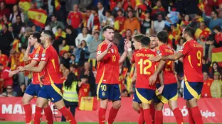 Los jugadores de España celebran un gol ante Bulgaria en Valladolid Los jugadores de España celebran un gol ante Bulgaria en Valladolid