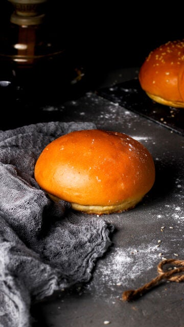 Hamburguesa con pan de brioche