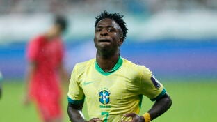 Vinicius Jr durante el partido ante Corea del Sur