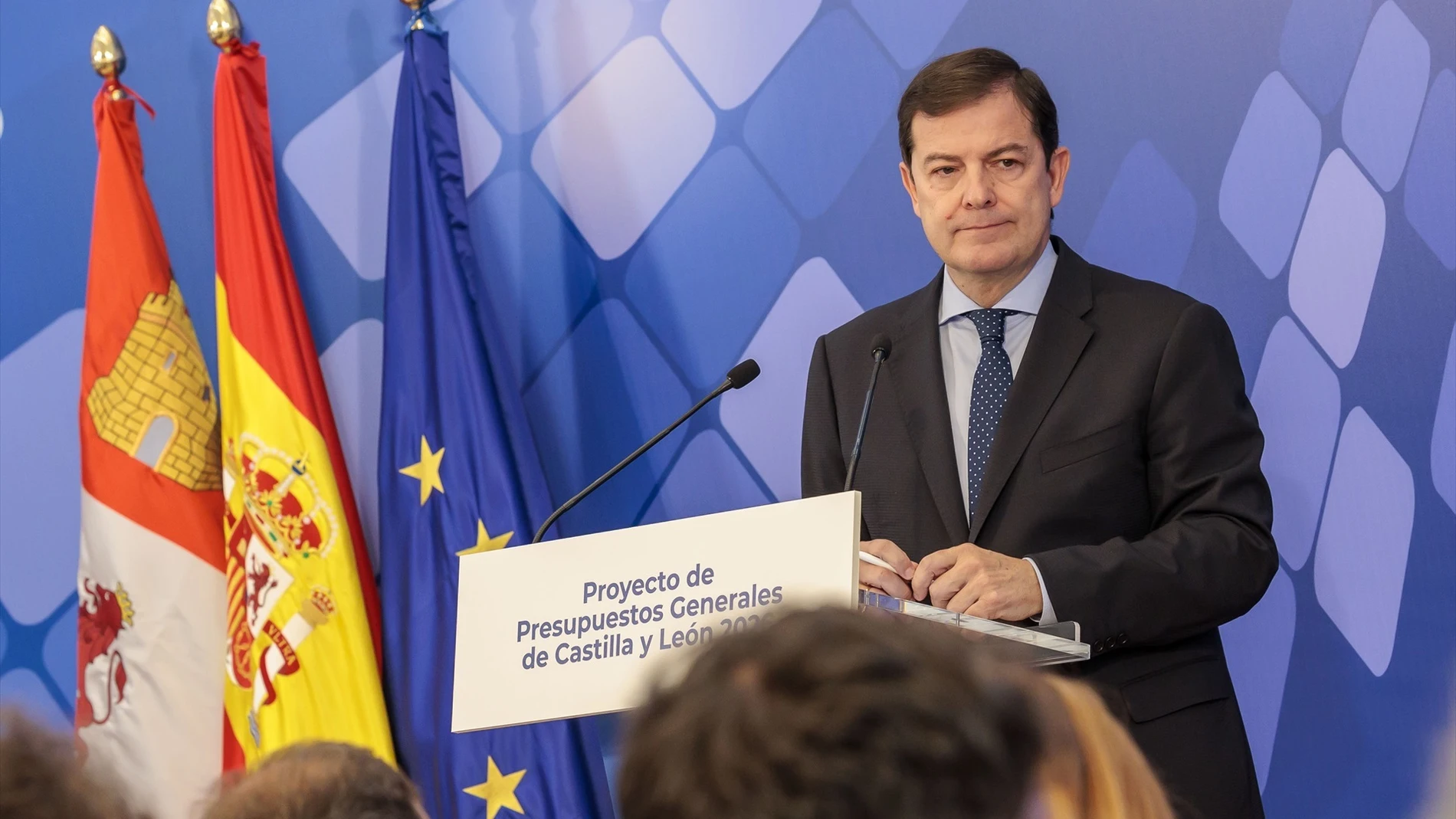 Mañueco presenta los Presupuestos de Castilla y León para 2026: 15.715 millones, un 8% más que en 2024 Mañueco presenta los Presupuestos de Castilla y León para 2026: 15.715 millones, un 8% más que en 2024