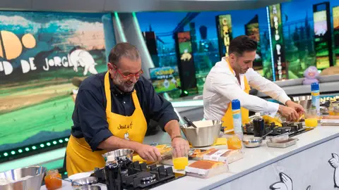 El homenaje gastronómico de David de Jorge a David Bustamante con su 'sobaomisú' El homenaje gastronómico de David de Jorge a David Bustamante con su 'sobaomisú'