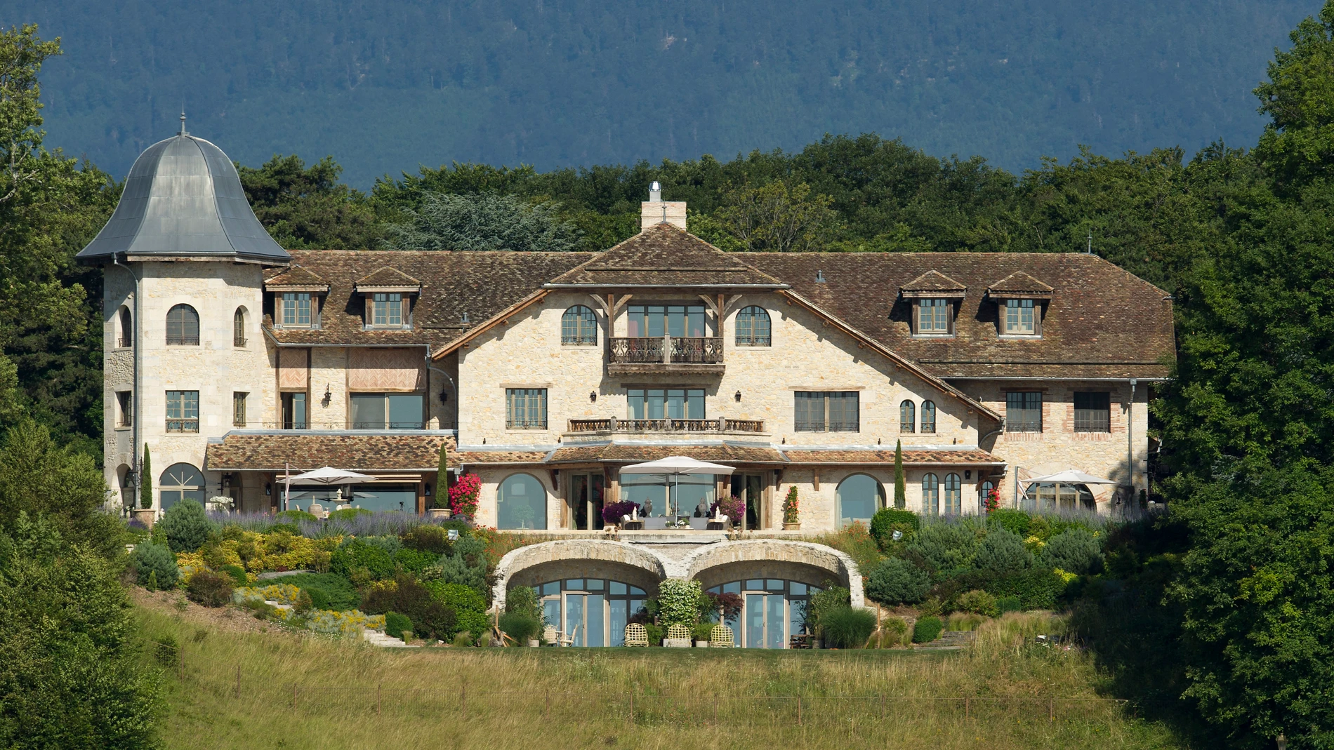 La mansión de la familia Schumacher en Gland, Suiza La mansión de la familia Schumacher en Gland, Suiza