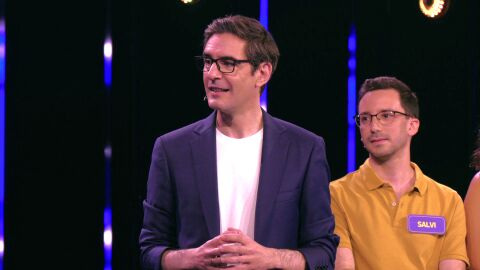 Cinco fans de Eurovisión planean disfrutar del Festival por todo lo alto con los 100.000 euros de Juego de Pelotas