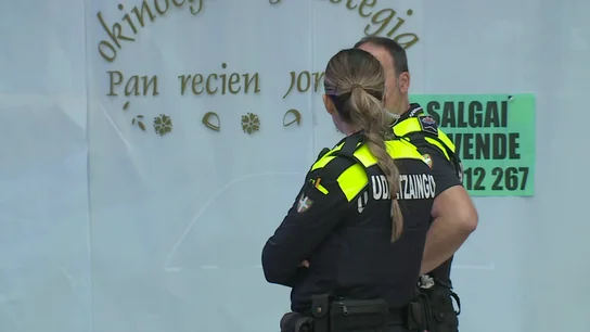 Agentes de la Ertzaintza Agentes de la Ertzaintza