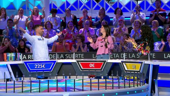 &Aacute;lex se lleva el gran premio y resuelve el panel m&aacute;s &ldquo;cursi&rdquo;
