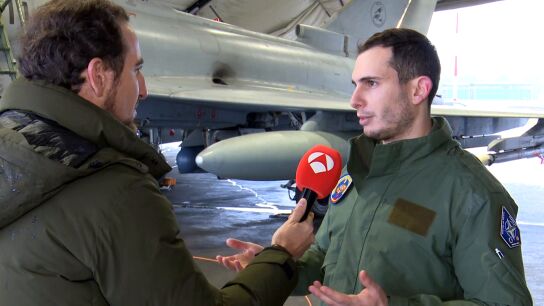 Un piloto del Ej&eacute;rcito del Aire en Lituania declara a Antena 3 Noticias